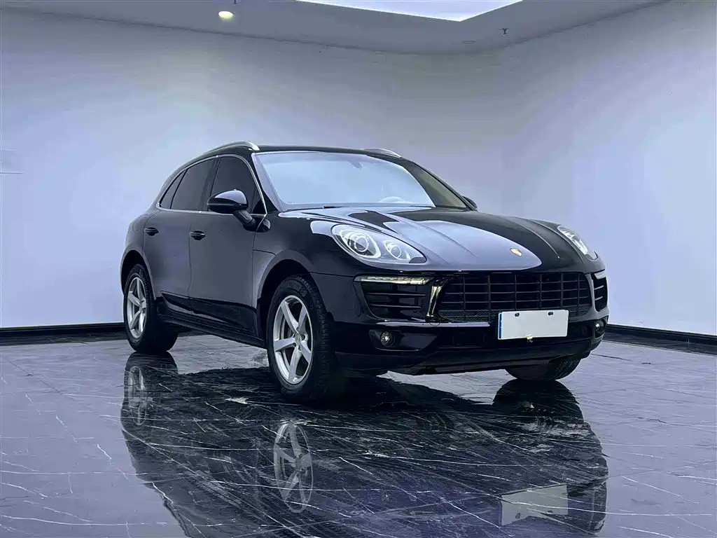 Macan 2016 Macan 2.0T купить на сайте DeffCars
