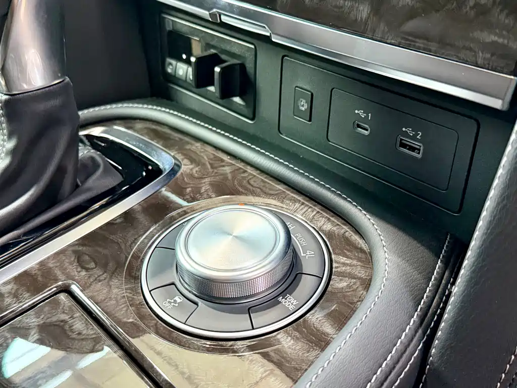 Patrol 2023 ARMADA 5.6L Armada Platinum Edition купить на сайте DeffCars
