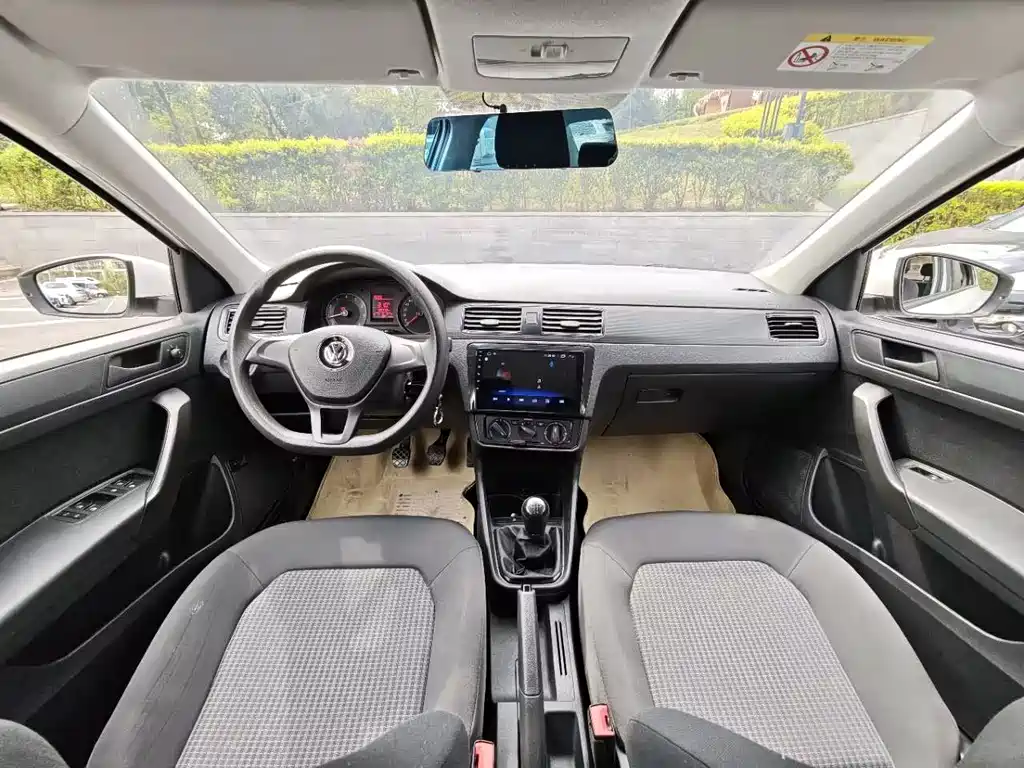 Santana 2021 1.5L Manual Fashion Edition купить на сайте DeffCars