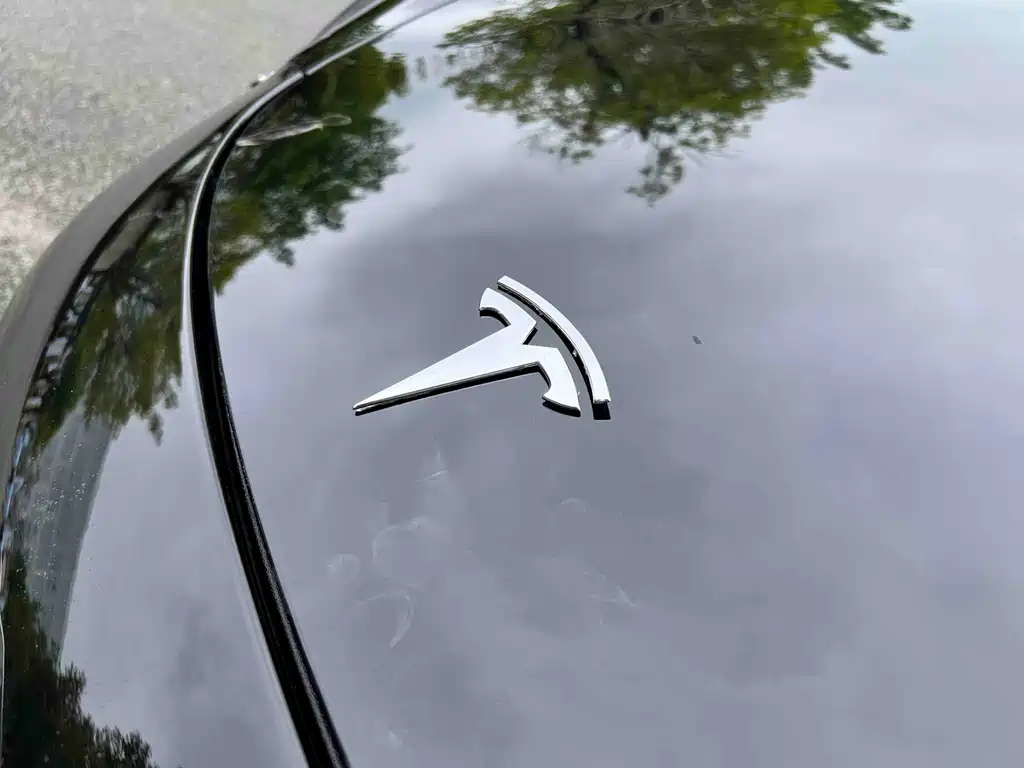 Model 3 2022 rear-wheel drive version купить на сайте DeffCars