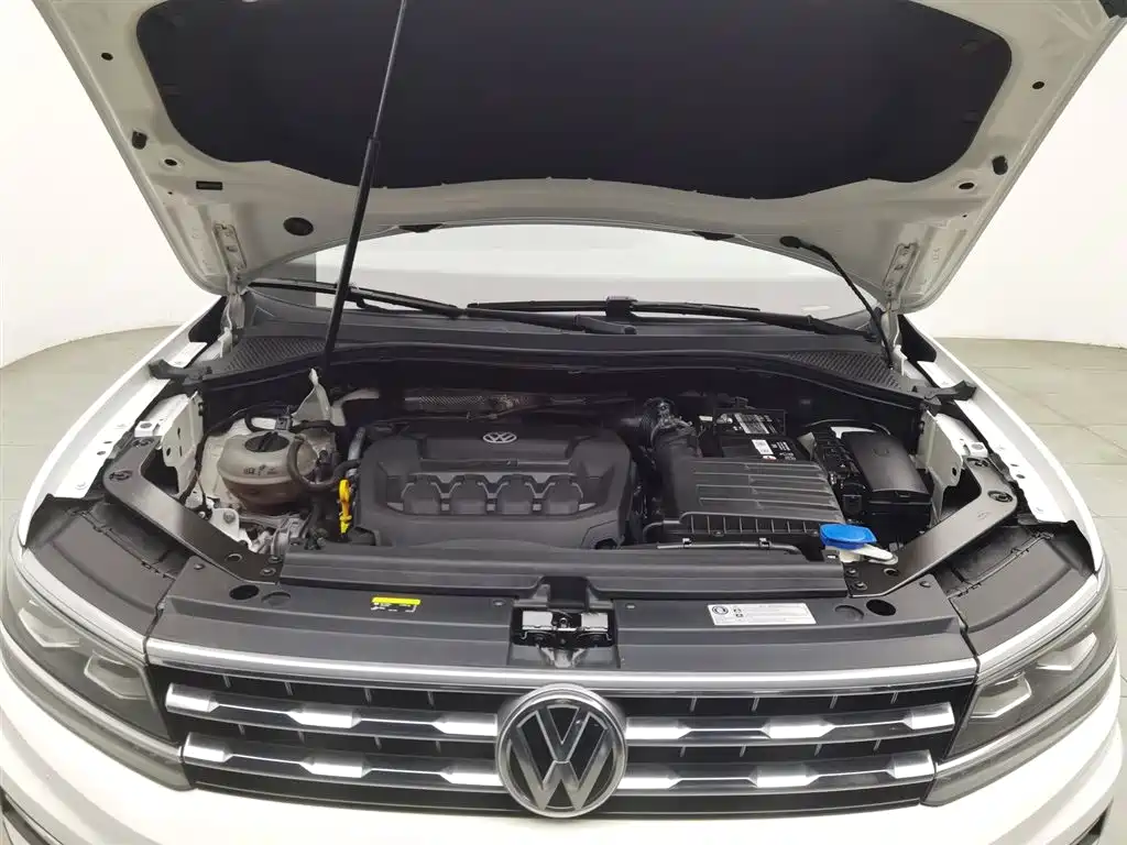 Tiguan L 2018 facelift 330TSI automatic two-wheel drive flagship version купить на сайте DeffCars