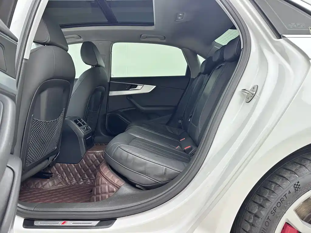 Audi A4L 2019 45 TFSI quattro personalized sports version National VI купить на сайте DeffCars