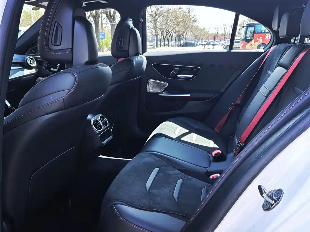 Mercedes-Benz C-Class AMG 2024 AMG C 43 4MATIC купить на сайте DeffCars