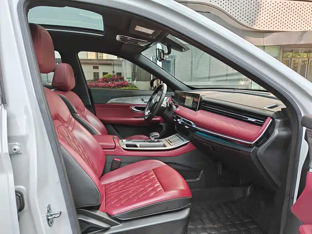 Jietu X70 PLUS 2023 model 1.5T DCT Brave PLUS 5 seats купить на сайте DeffCars