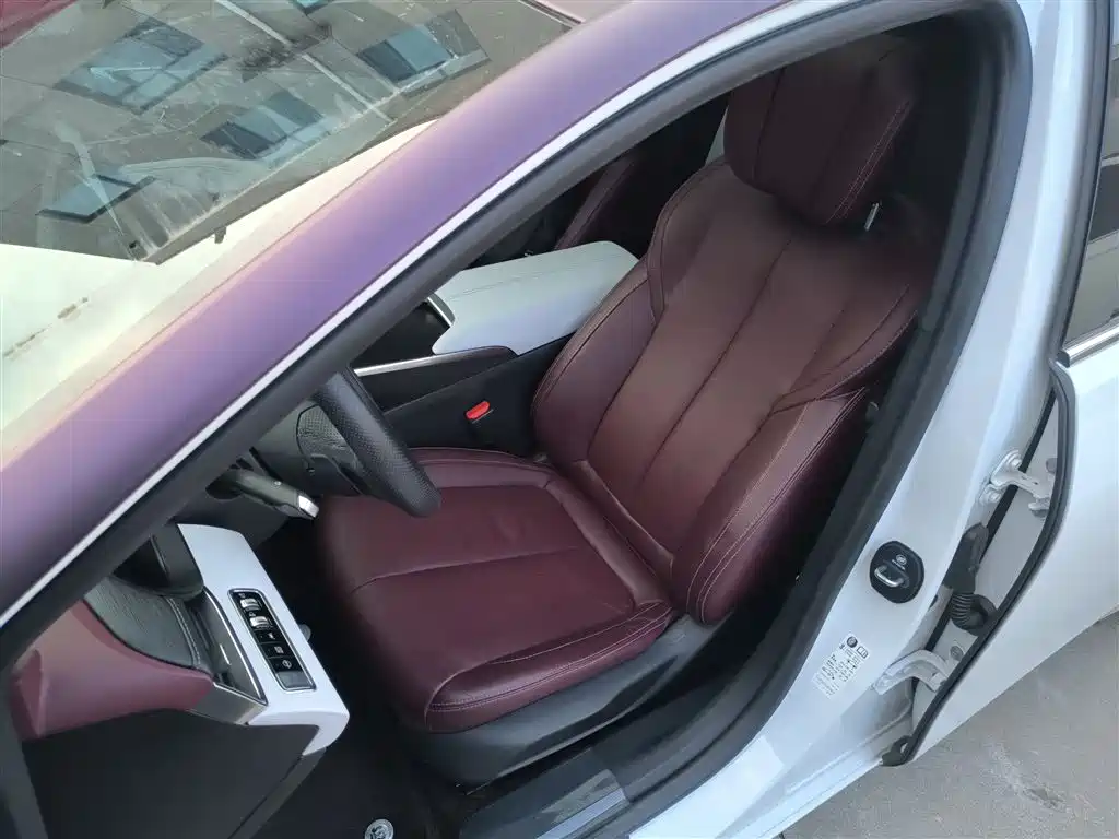 LaCrosse 2023 28T Yuezun Edition купить на сайте DeffCars