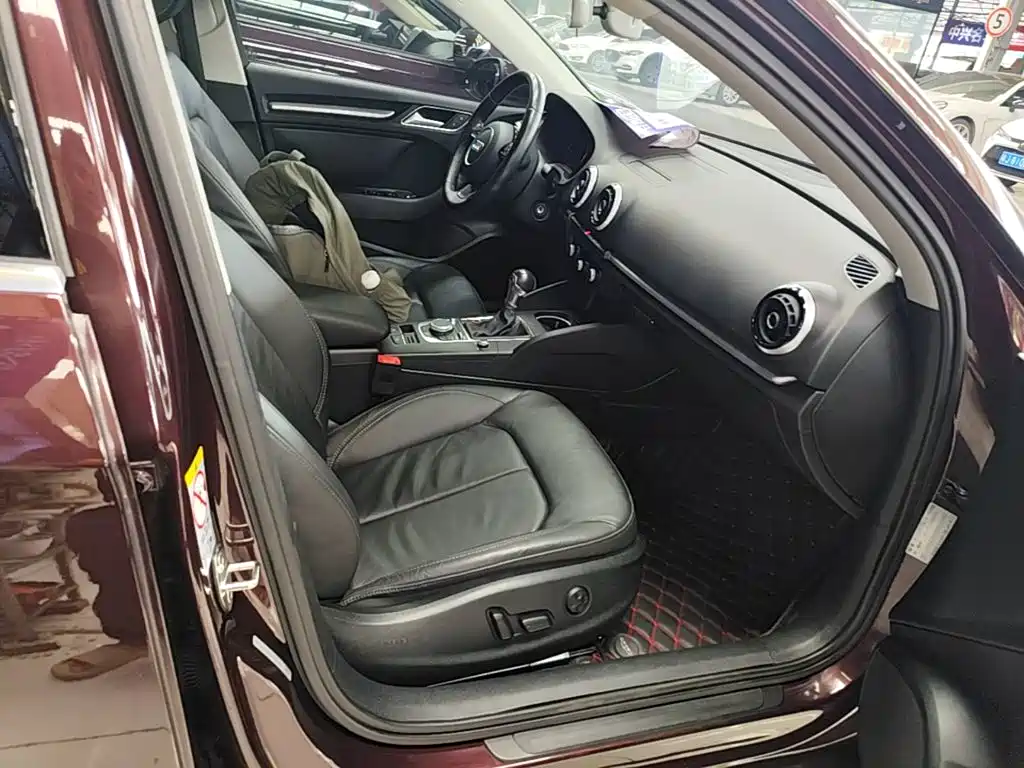 Audi A3 2016 Limousine 35 TFSI Style Edition купить на сайте DeffCars