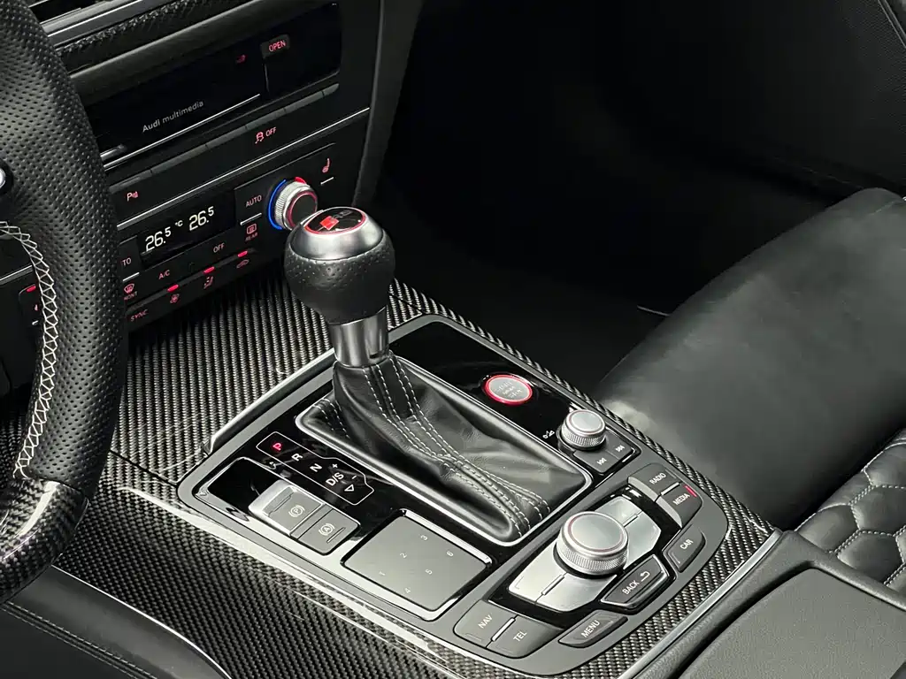 Audi RS 6 2016 RS 6 4.0T Avant купить на сайте DeffCars