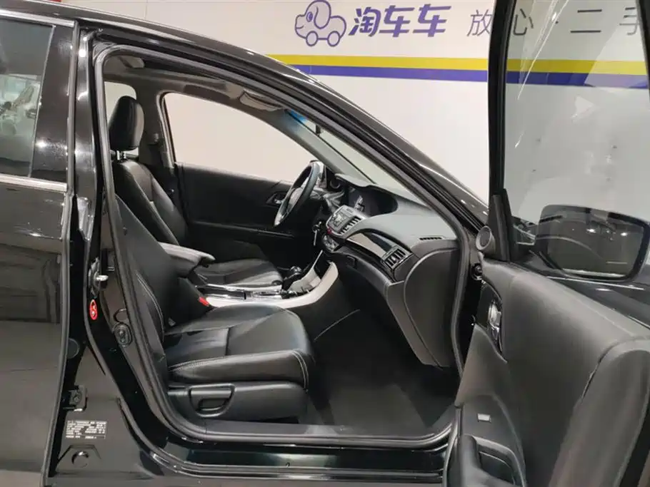 Accord 2016 2.0L Comfort Edition купить на сайте DeffCars