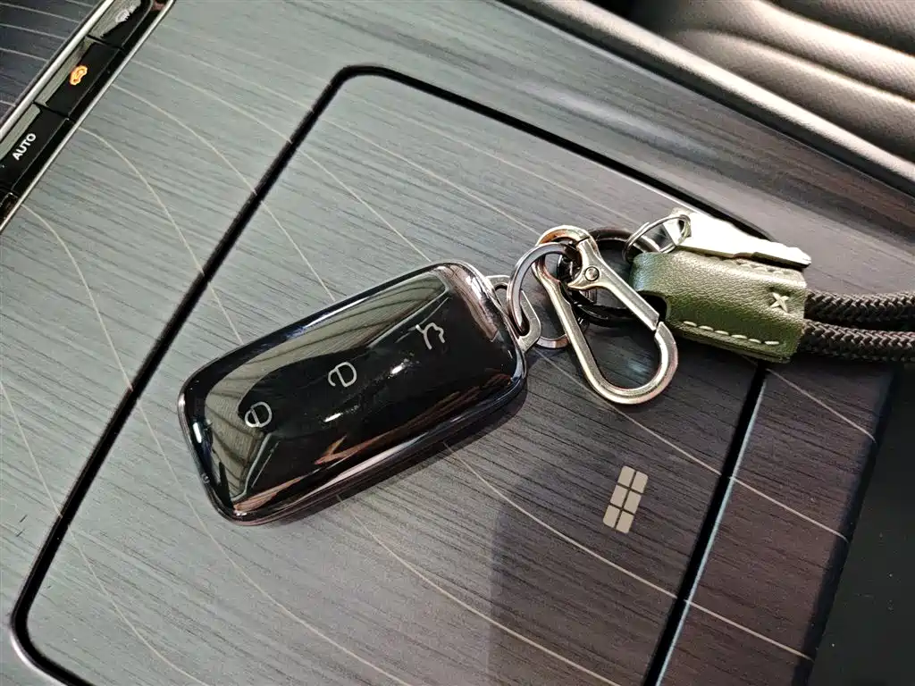 Galaxy E5 2024 530km Discovery+ Edition купить на сайте DeffCars