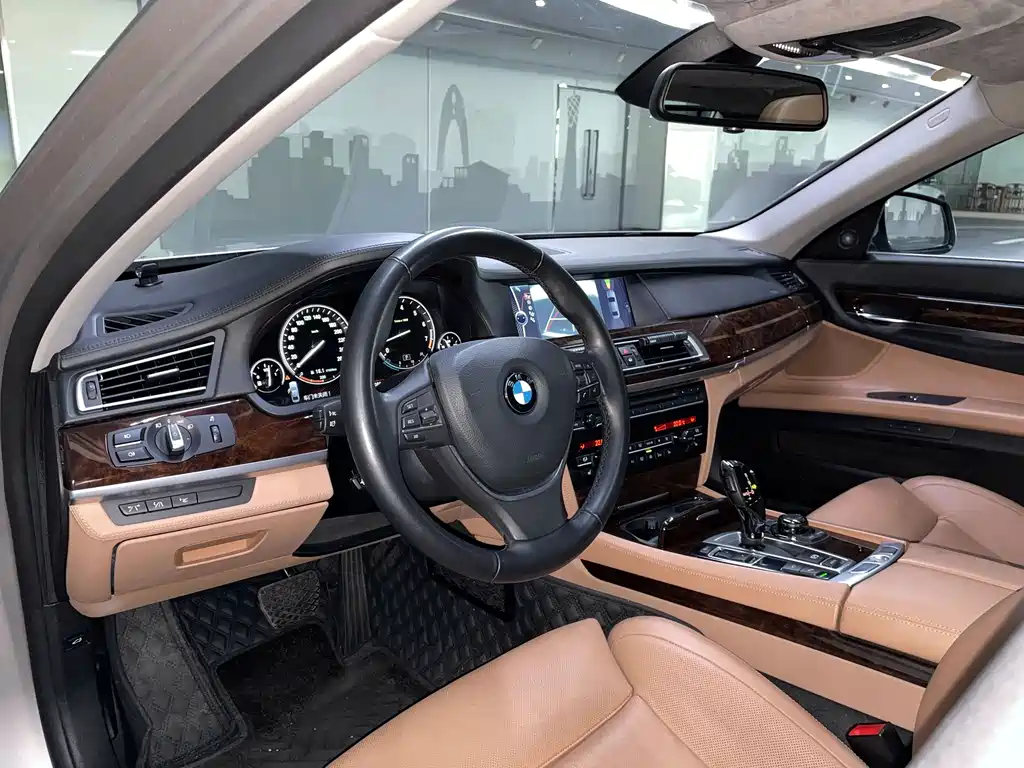 BMW 7 Series 2010 760Li купить на сайте DeffCars
