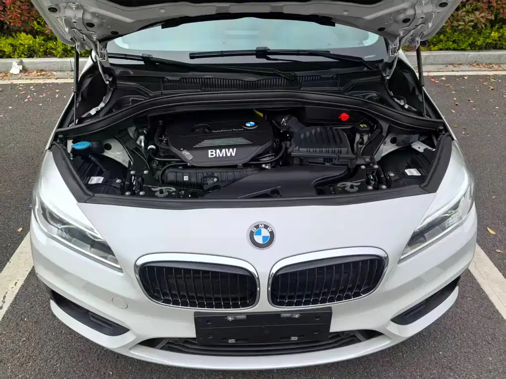 BMW 2 Series Touring 2016 220i Leading Model купить на сайте DeffCars