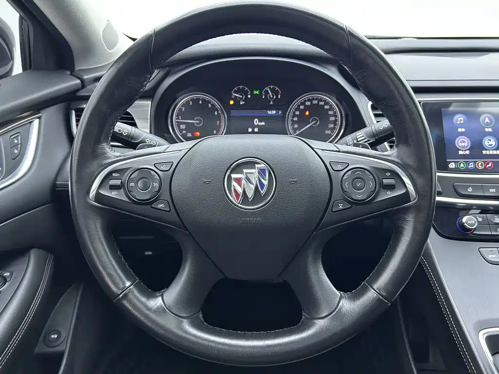 LaCrosse 2022 652T luxury model купить на сайте DeffCars