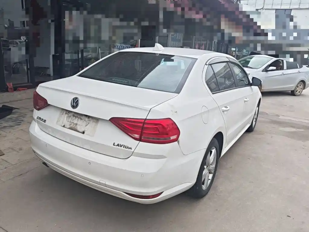 Lavida 2017 1.6L automatic fashion version купить на сайте DeffCars