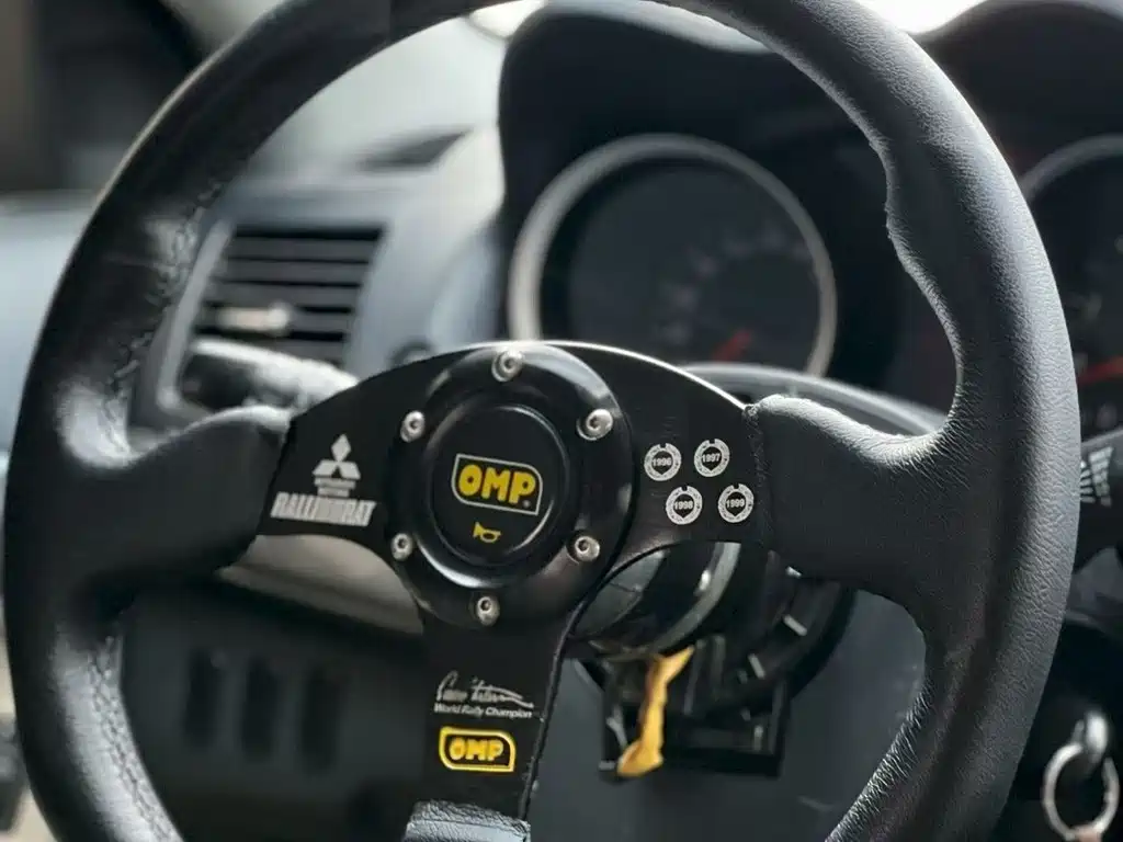 Yishen 2013 Fashion Edition 1.8L Manual Comfort Type купить на сайте DeffCars