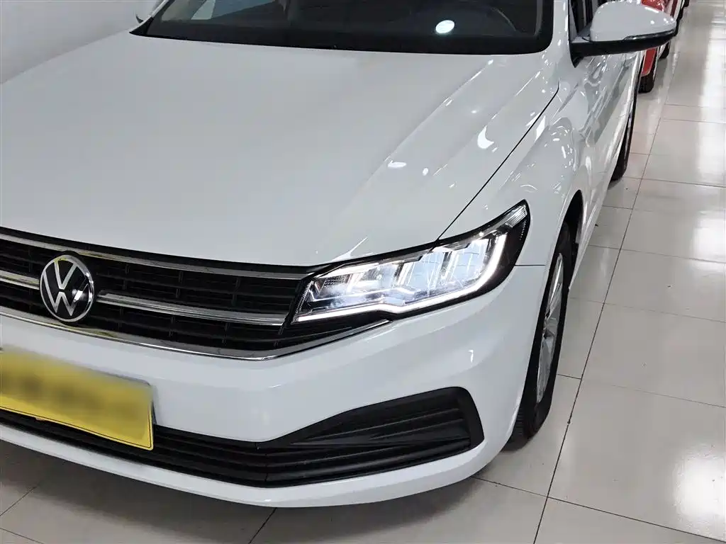 Bora 2021 1.5L Automatic Fashion Smart Connected Edition купить на сайте DeffCars