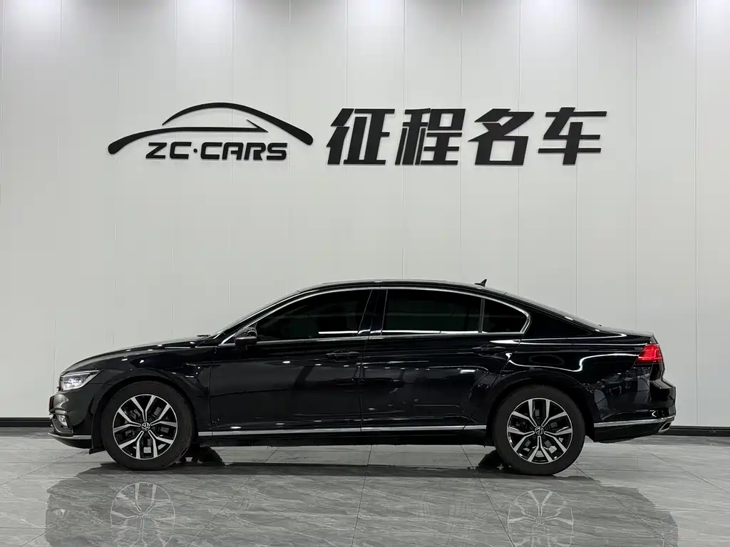 Magotan 2020 330TSI DSG leading model купить на сайте DeffCars