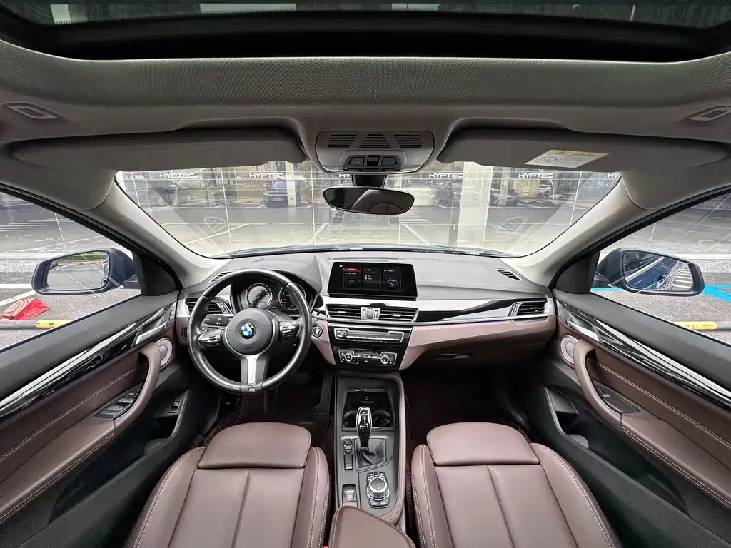 BMW X1 2021 sDrive25Li Leading Model купить на сайте DeffCars