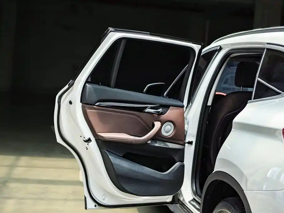 BMW X1 2022 sDrive20Li Fashion Model купить на сайте DeffCars