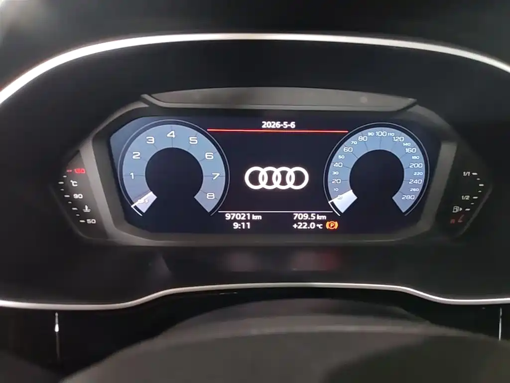 Audi Q3 2019 35 TFSI aggressive and dynamic купить на сайте DeffCars