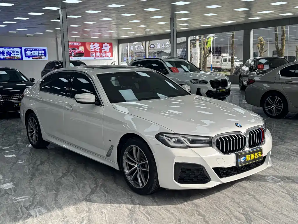 BMW 5 Series 2022 525Li M Sports Package купить на сайте DeffCars