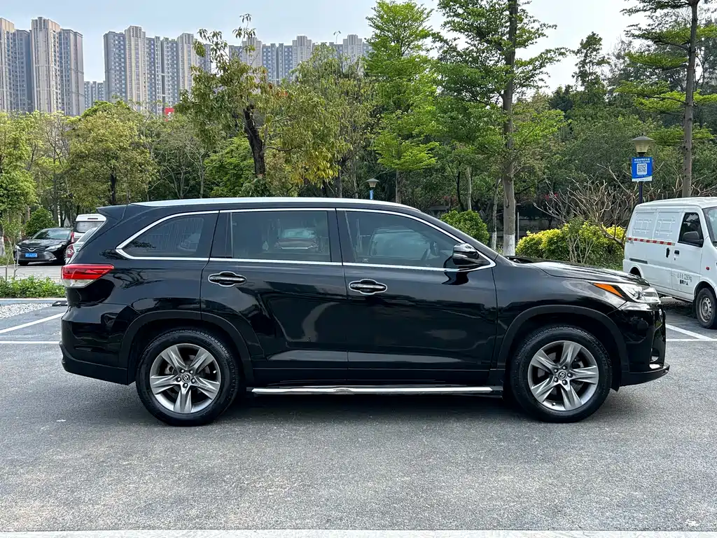 Highlander 2018 2.0T four-wheel drive luxury version, 7 seats, National VI купить на сайте DeffCars