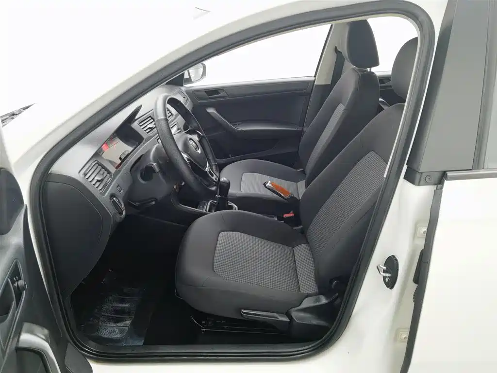 Santana 2019 1.5L Manual Fashion Edition National VI купить на сайте DeffCars