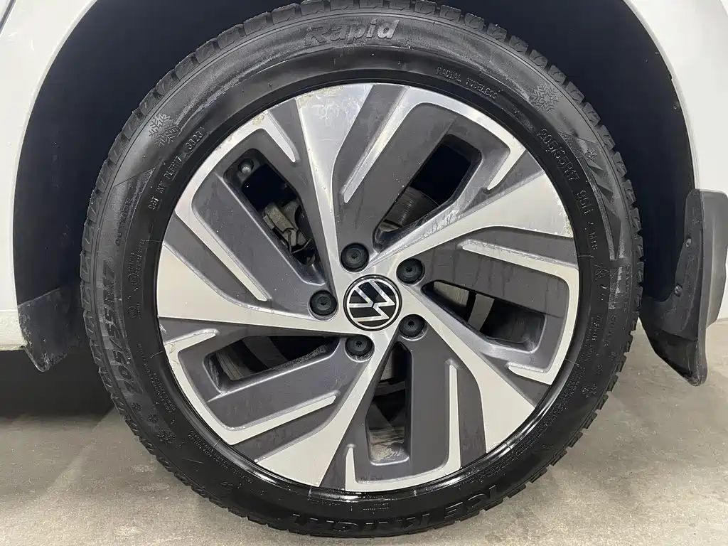 Bora 2023 model 200TSI DSG Yuexing PRO version купить на сайте DeffCars
