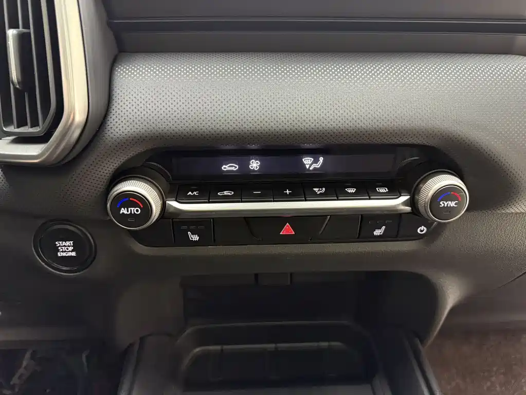 Mazda CX-50 2023 2.0L Leading Edition купить на сайте DeffCars