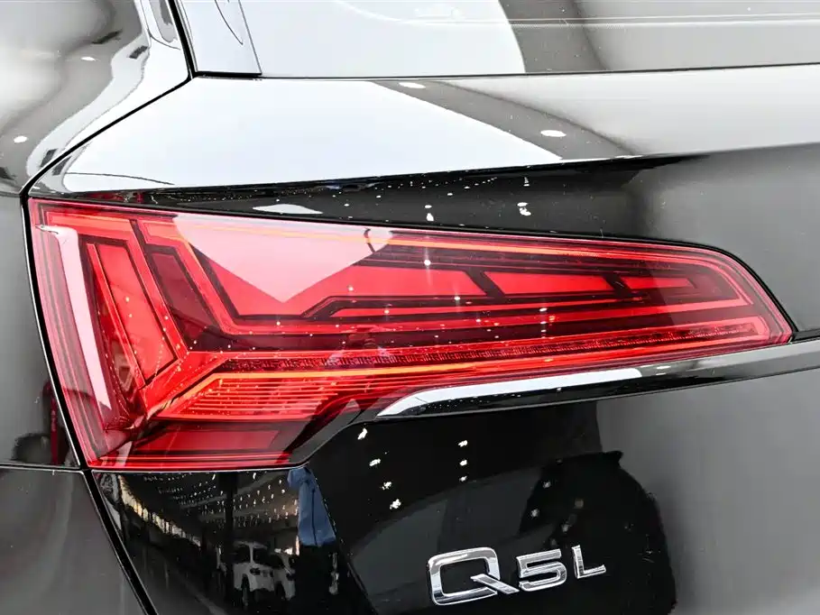 Audi Q5L 2023 40T luxury and dynamic model купить на сайте DeffCars