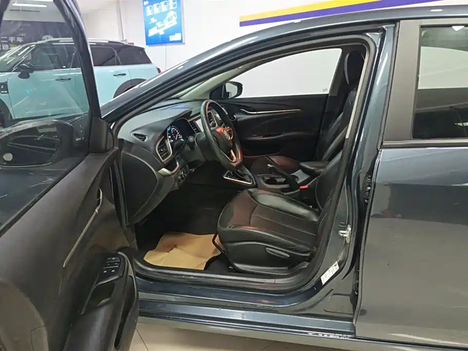 Yinglang 2021 model model 1.5L automatic elite model купить на сайте DeffCars