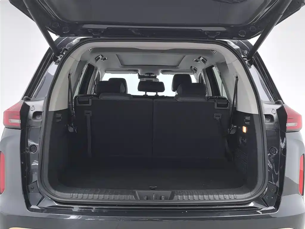 Xingtu Lanyue 2021 400T four-wheel drive Xingyao Pro version 7 seats купить на сайте DeffCars