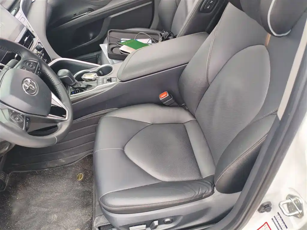 Camry 2021 2.5G Deluxe Edition купить на сайте DeffCars