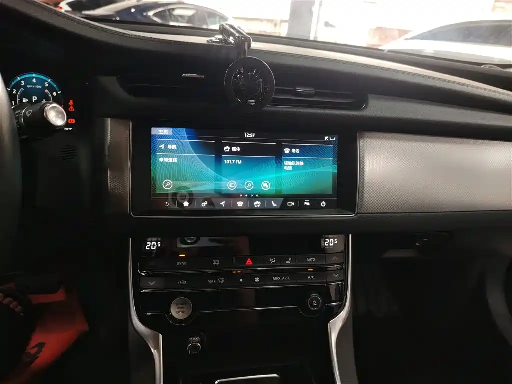 Jaguar XFL 2020 XFL 2.0T P200 2WD Elite Edition купить на сайте DeffCars