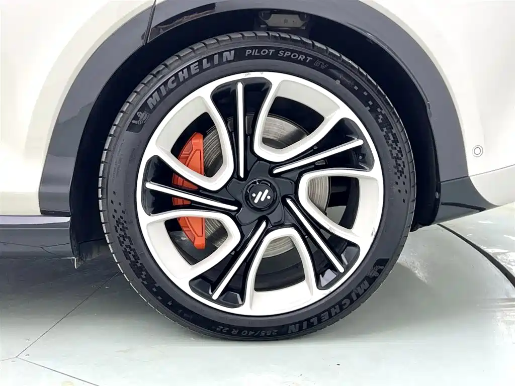 Zhiji LS7 2023 90kWh Elite rear-wheel drive version купить на сайте DeffCars