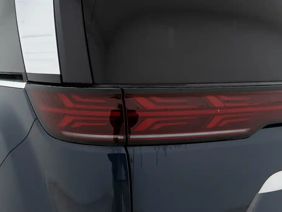 Denza D9 2022 EV 600 four-wheel drive flagship model купить на сайте DeffCars