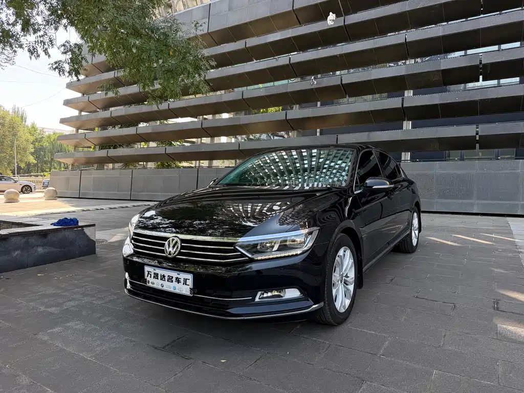 Magotan 2017 330TSI DSG luxury model купить на сайте DeffCars