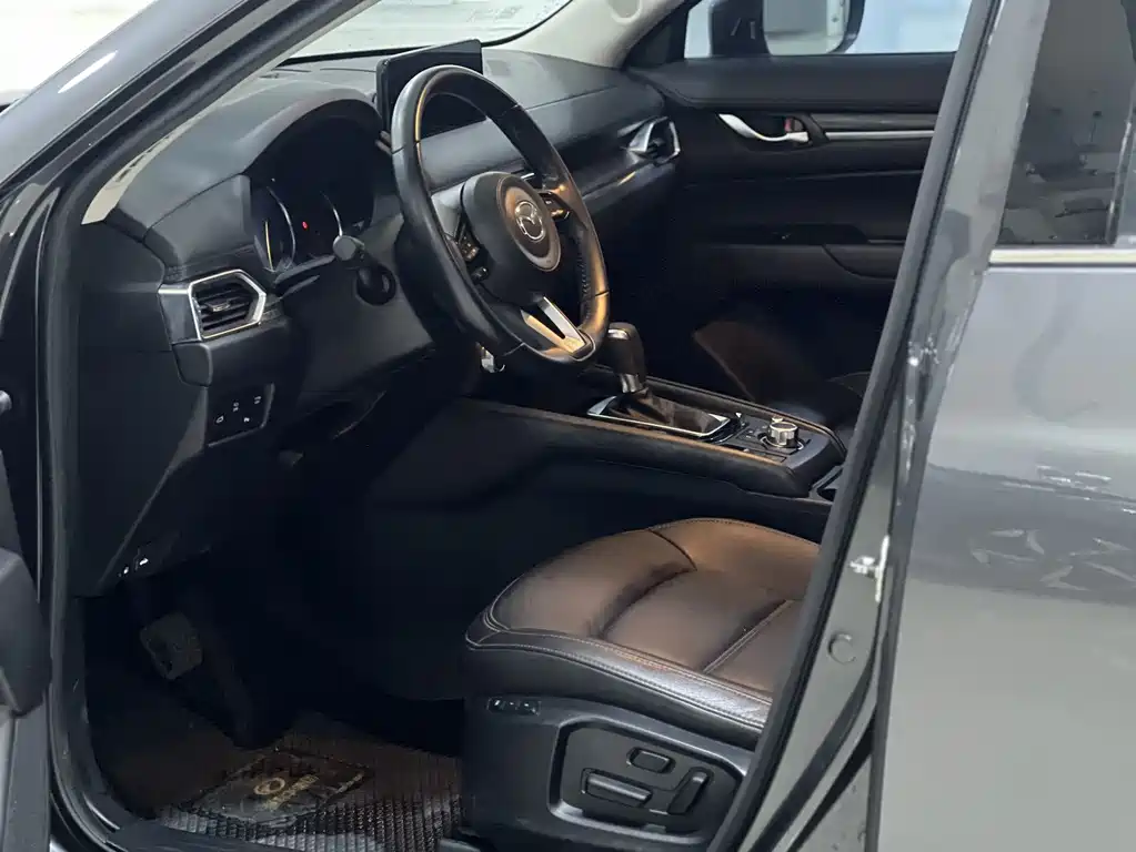 Mazda CX-5 2022 2.0L automatic two-wheel drive smart model купить на сайте DeffCars