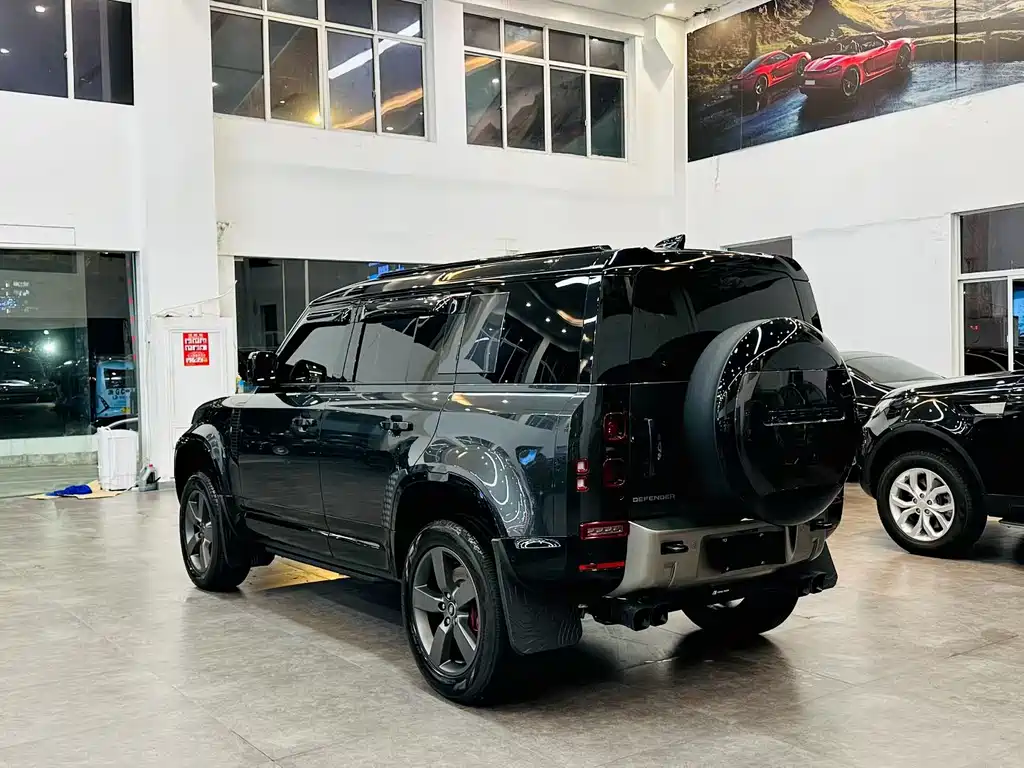 Land Rover Defender 2025 110 3.0T P400 X-Dynamic HSE купить на сайте DeffCars