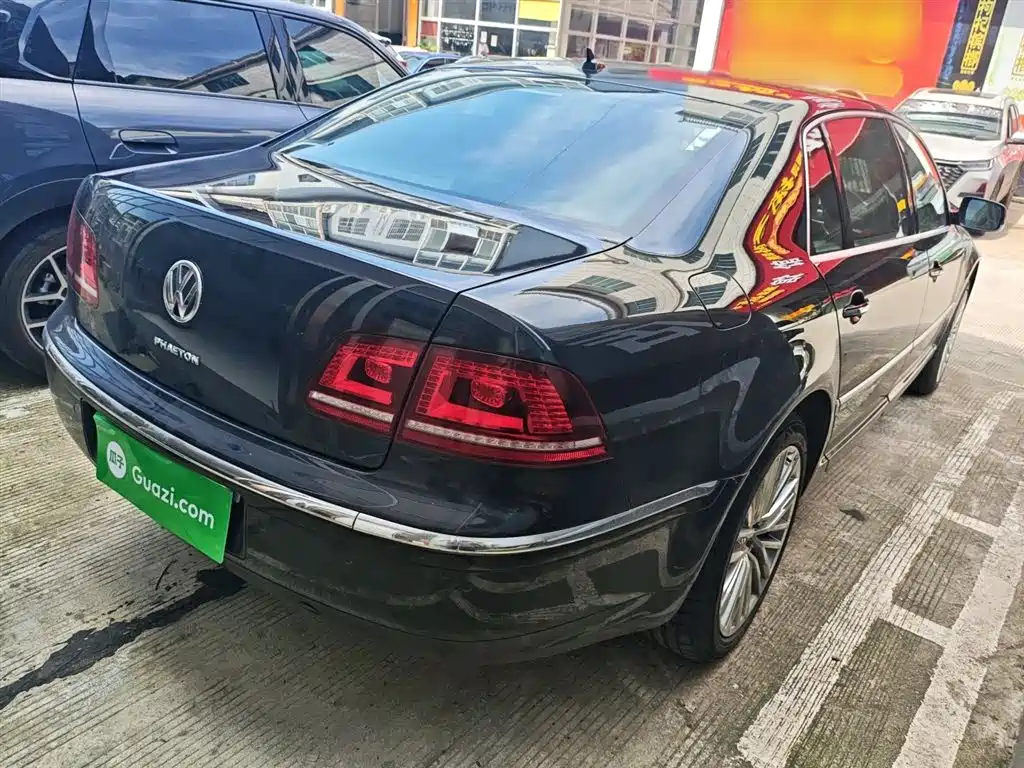 Phaeton 2015 3.0L Exclusive Edition купить на сайте DeffCars