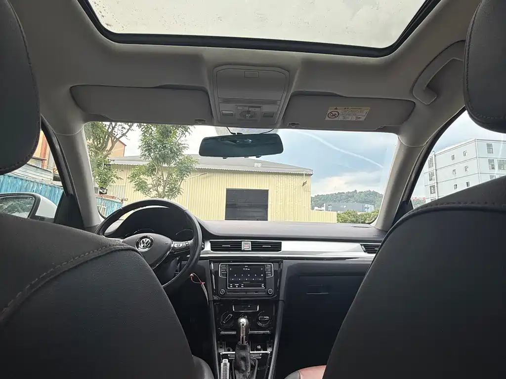 Bora 2016 1.6L automatic comfort type купить на сайте DeffCars