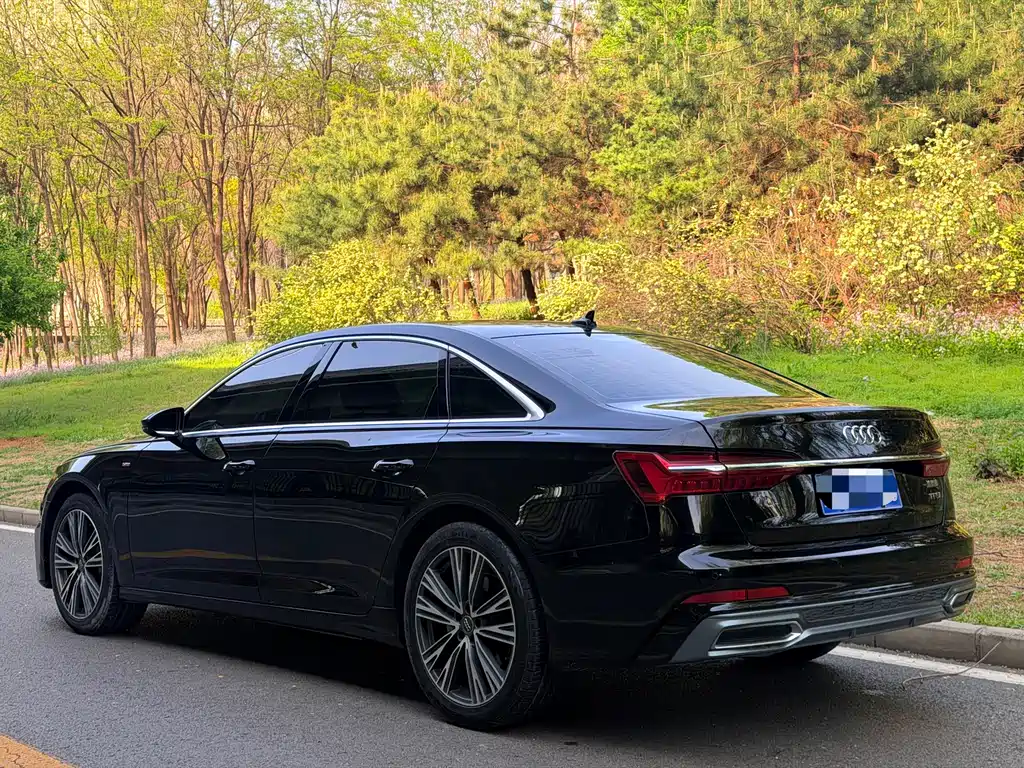 Audi A6L 2022 40 TFSI luxury and dynamic model купить на сайте DeffCars