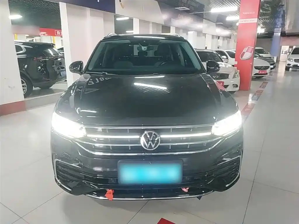 Tiguan L 2023 330TSI automatic two-wheel drive R-Line flagship version купить на сайте DeffCars