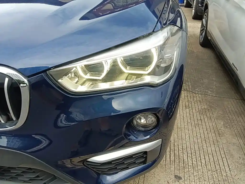 BMW X1 2018 xDrive20Li Exclusive Model купить на сайте DeffCars