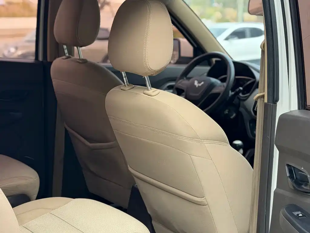 Wuling Hongguang 2019 1.5L S basic model National VI LAR купить на сайте DeffCars