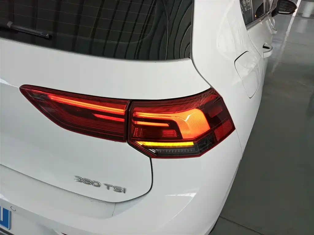 Golf 2023 facelift 280TSI DSG Pro купить на сайте DeffCars