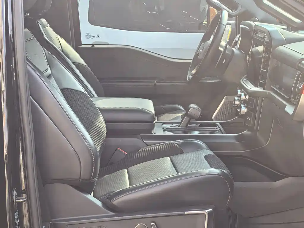 Ford F-150 Raptor 2023 3.5T Raptor купить на сайте DeffCars