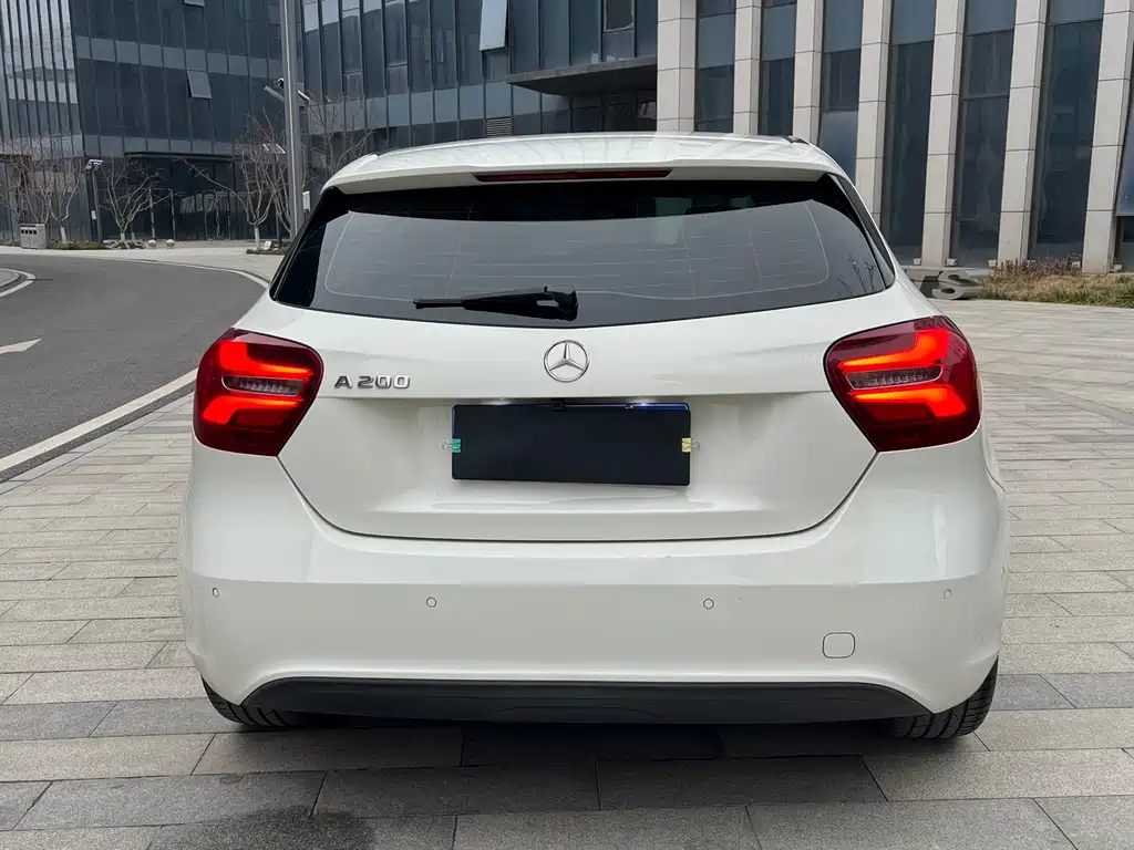 Mercedes-Benz A-Class Imported 2017 A 200 Dynamic купить на сайте DeffCars