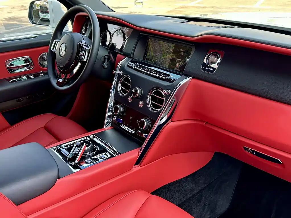 Cullinan 2018 four-seat version купить на сайте DeffCars