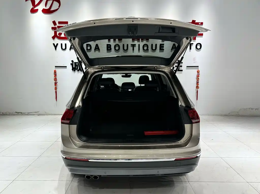 Tiguan L 2018 facelift 330TSI automatic two-wheel drive luxury version купить на сайте DeffCars