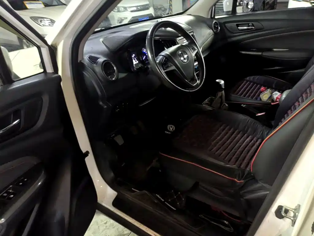 Changan CS15 2016 1.5L Manual Deluxe Edition купить на сайте DeffCars